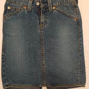 Levi's Type 1 Zip Denim Skirt